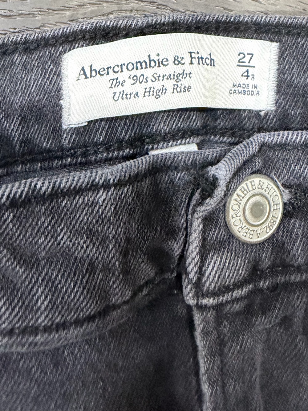 Abercrombie & Fitch Women’s Straight Leg Jeans - Washed Charcoal Gray - Picture 3 of 3